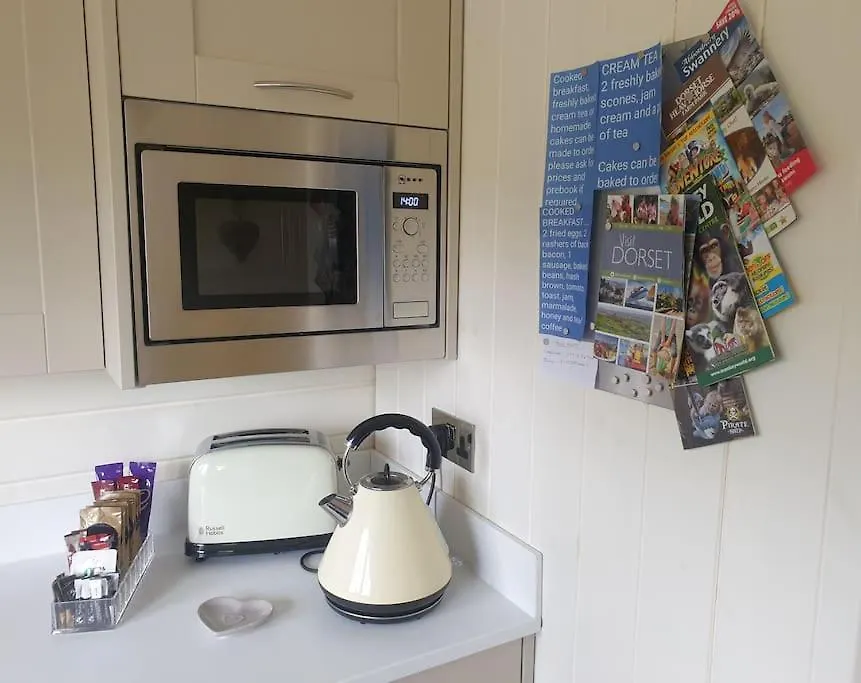 The Country Cabin Hideaway Apartment Wimborne Minster