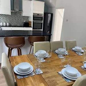 Richards Retreat Holiday home Blackpool